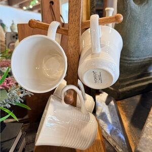 Thompson Pottery White Mugs Set